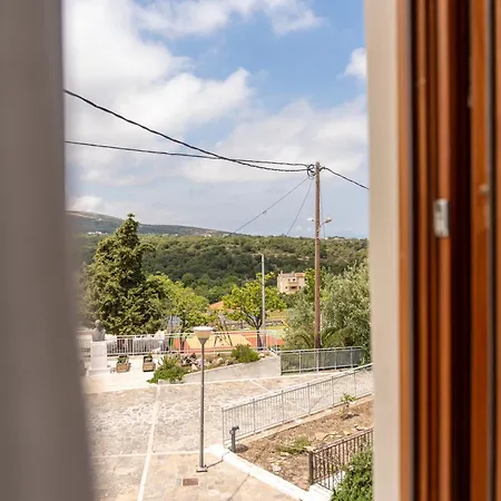 Elia Guesthouse Chromonastiri Khromonastirion Exterior photo